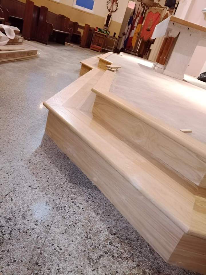 Bordure autel d'église Saint-Hyacinthe 